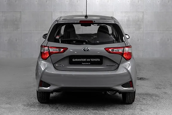 Toyota Yaris 2018 photo 3