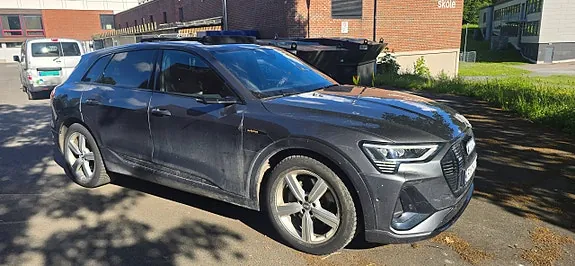 Audi E-Tron 2020 photo 2
