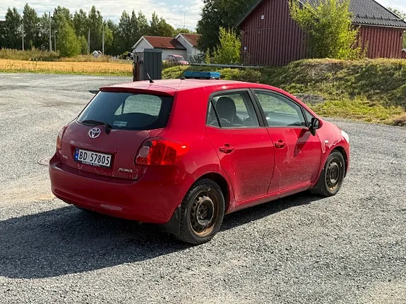 Toyota Auris 2008 photo 4