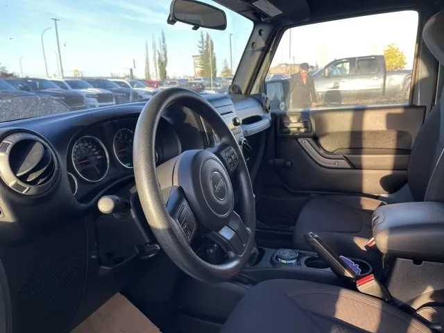 Jeep Wrangler 2014 photo 4