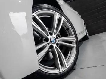 BMW 320I 2015 photo 3