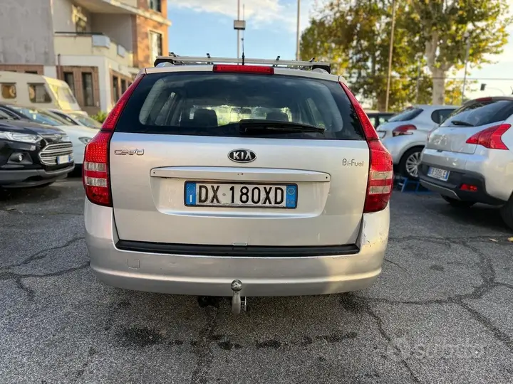Kia Ceed 2009 photo 5