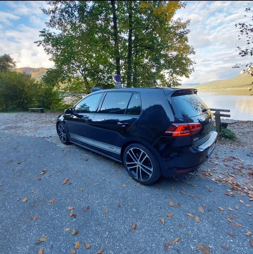 Volkswagen Golf 2014 photo 2