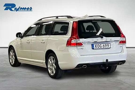 Volvo V70 2015 photo 2