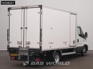 Iveco Daily 2021 photo 2
