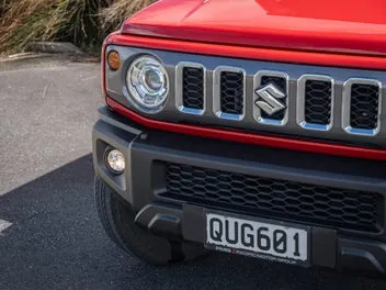 Suzuki Jimny 2024 photo 4