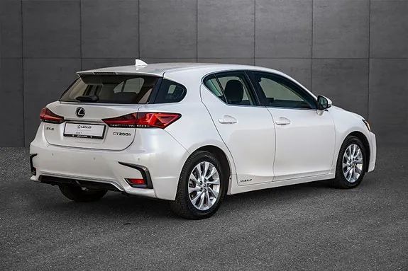 Lexus Ct200H 2020 photo 4