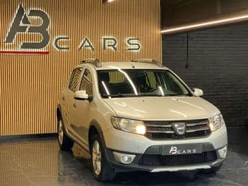 Dacia Sandero 2015 photo 2