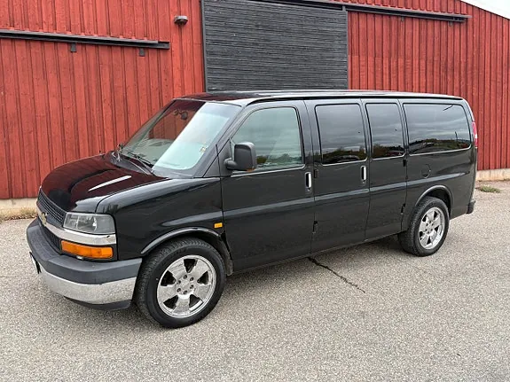 Chevrolet Express 2003 photo 2