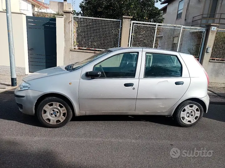 Fiat Punto 2003 photo 2