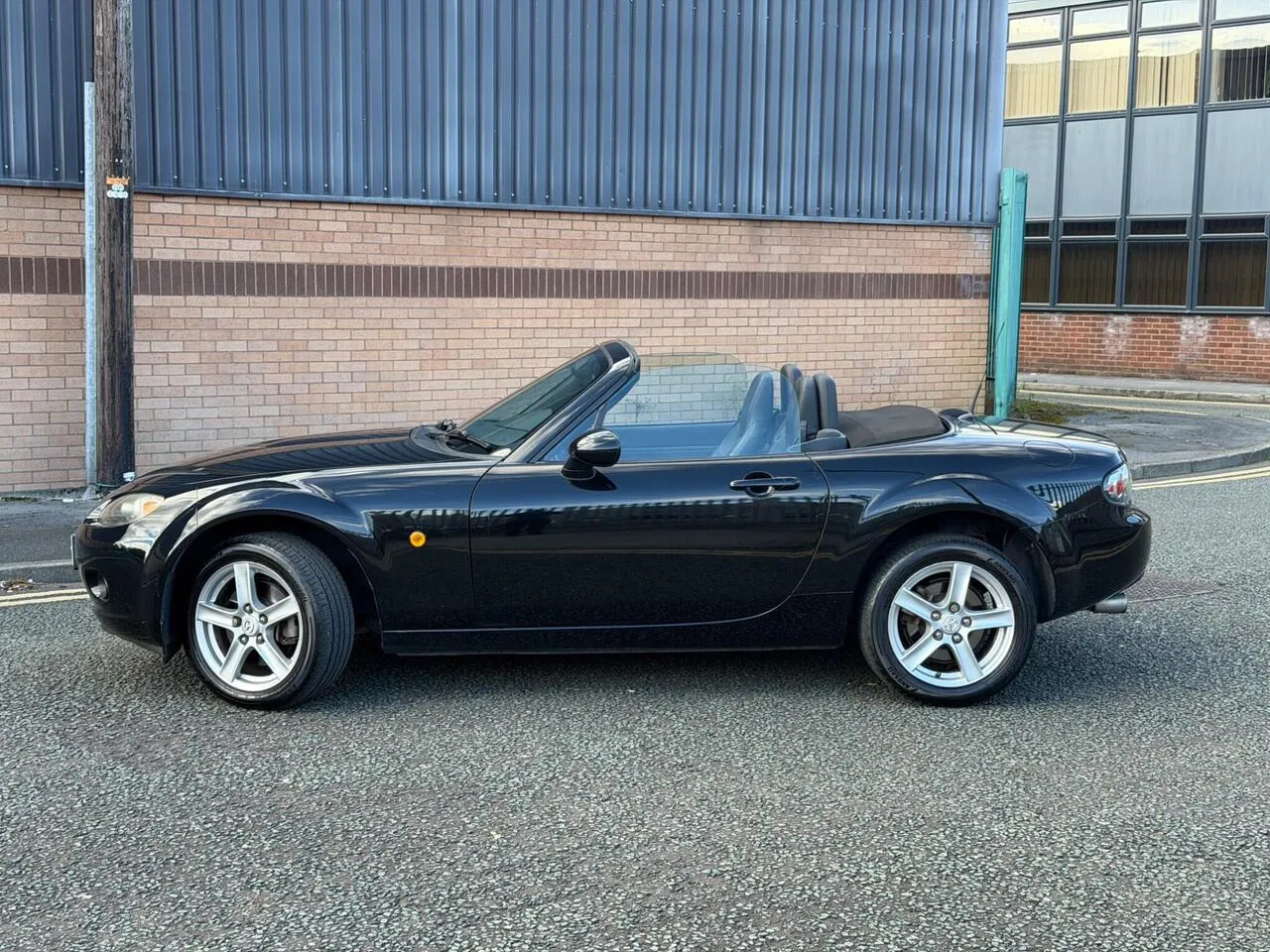 Mazda Mx-5 2008 photo 2