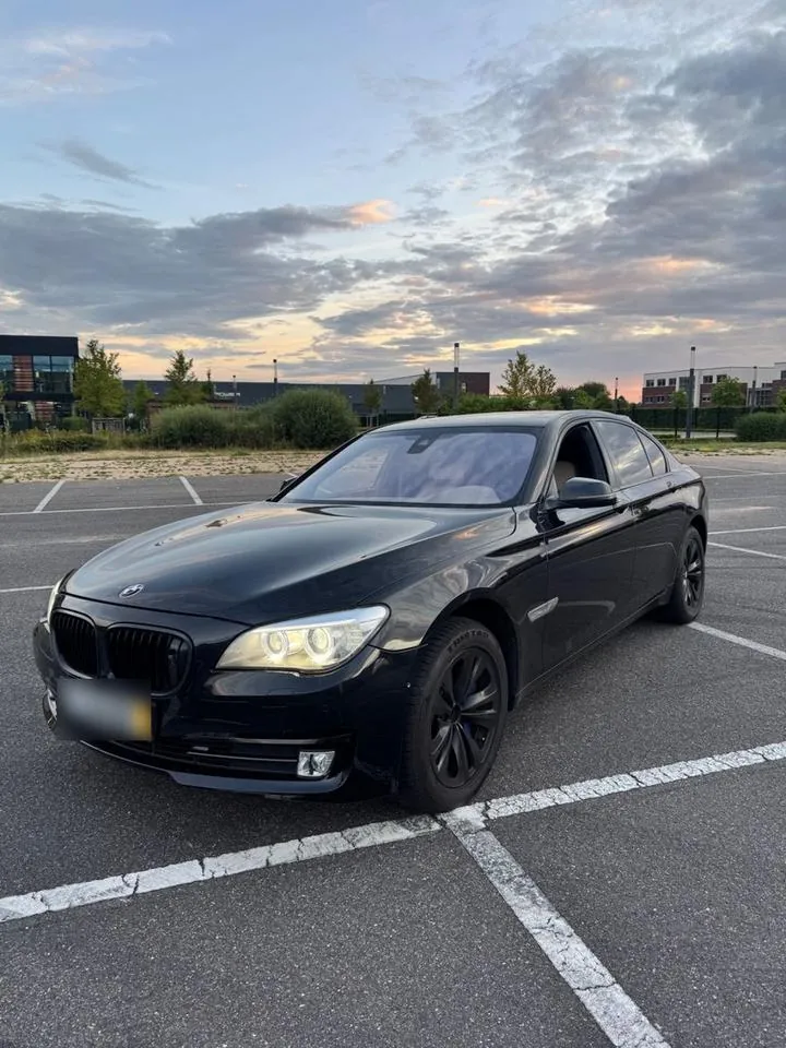 BMW 750D