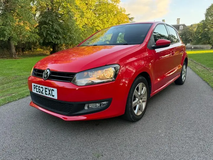 Volkswagen Polo 2012 photo 3