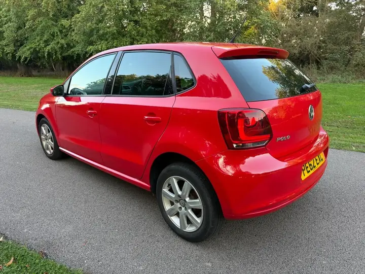 Volkswagen Polo 2012 photo 4