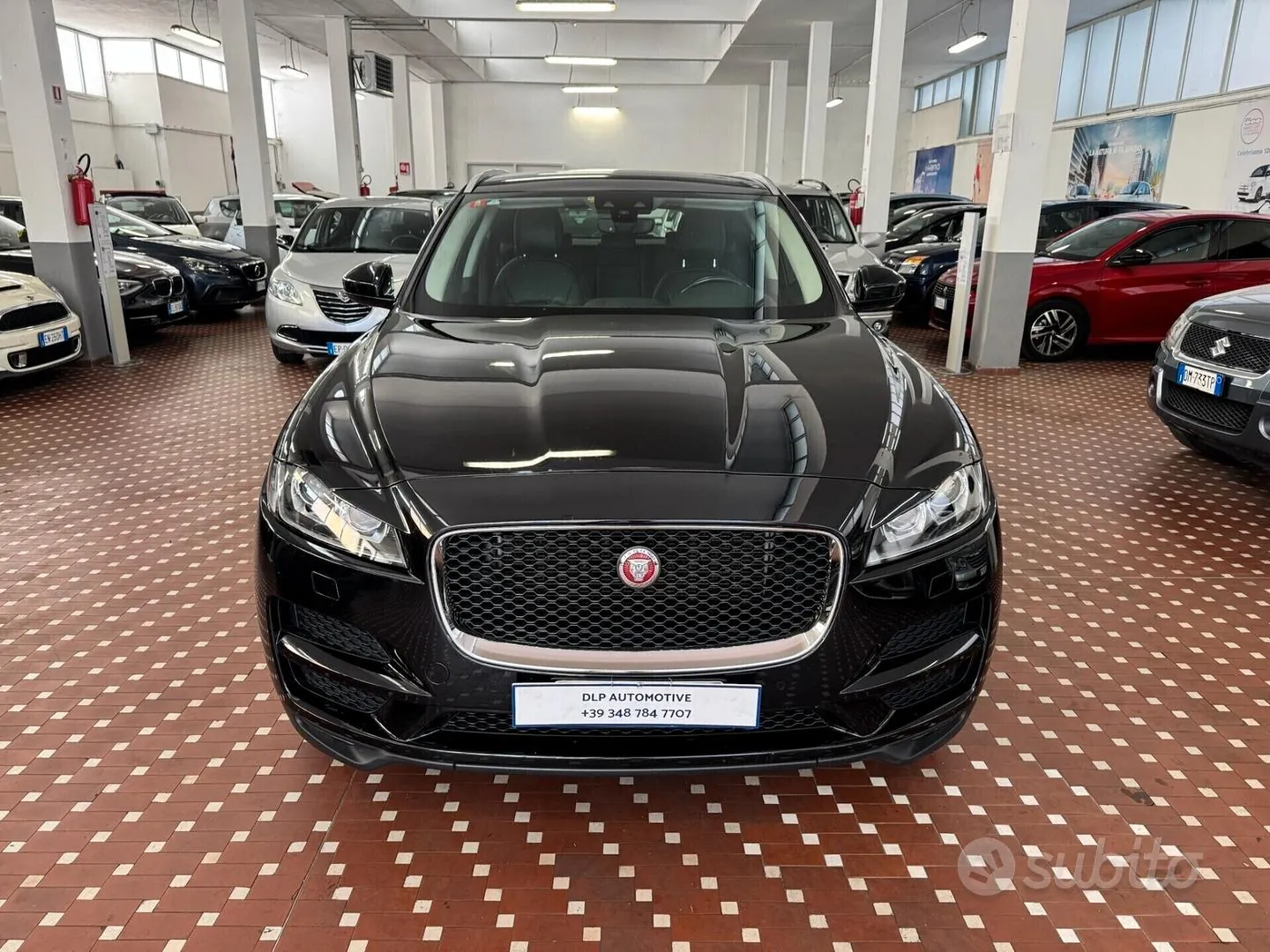 Jaguar F-Pace 2019 photo 2