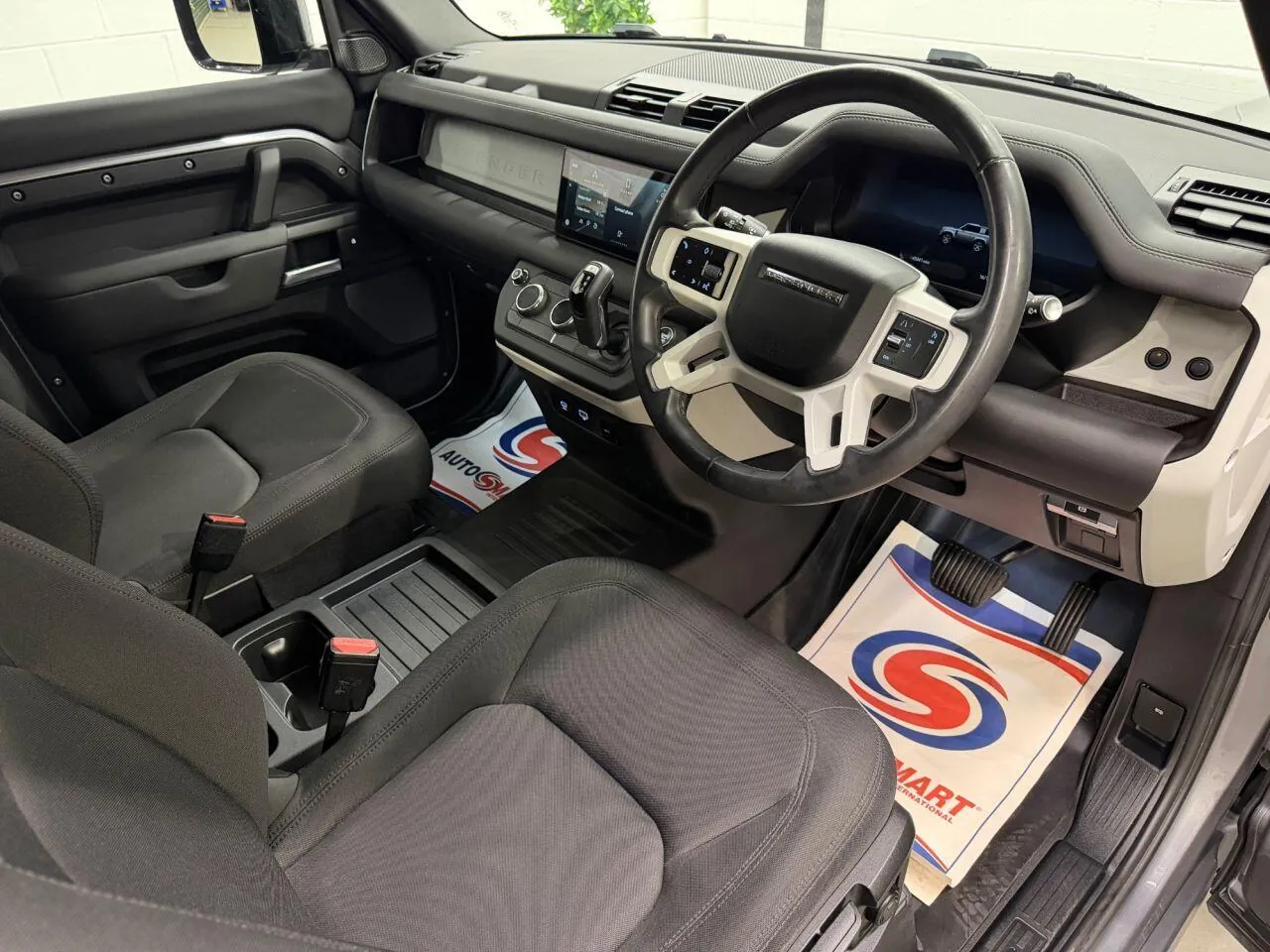 Land Rover Defender 90 2024 photo 4