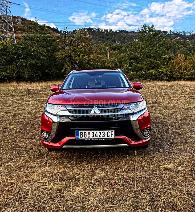 Mitsubishi Outlander 2016 photo 2