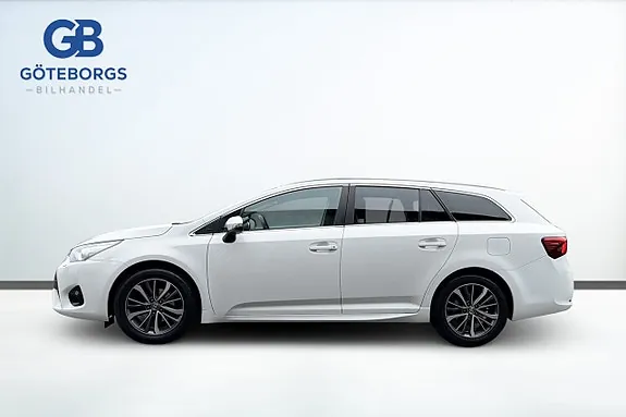 Toyota Avensis 2016 photo 3