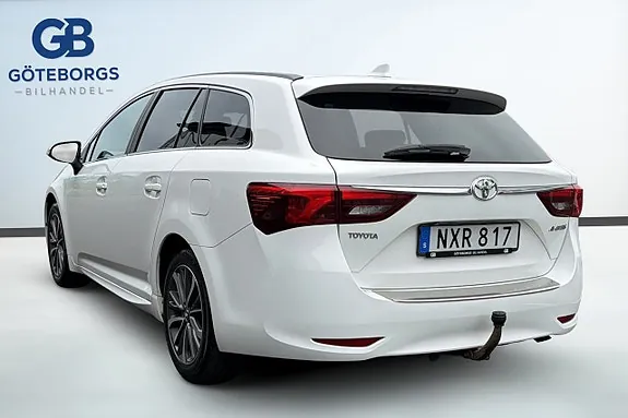 Toyota Avensis 2016 photo 4