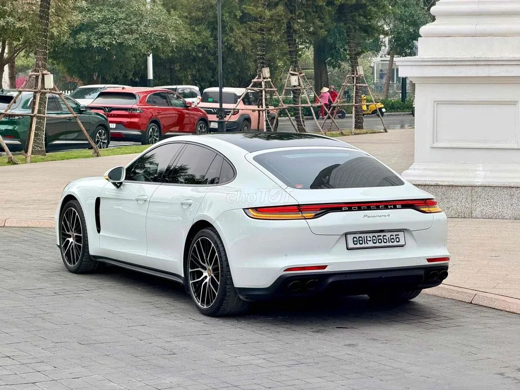 Porsche Panamera 2021 photo 2