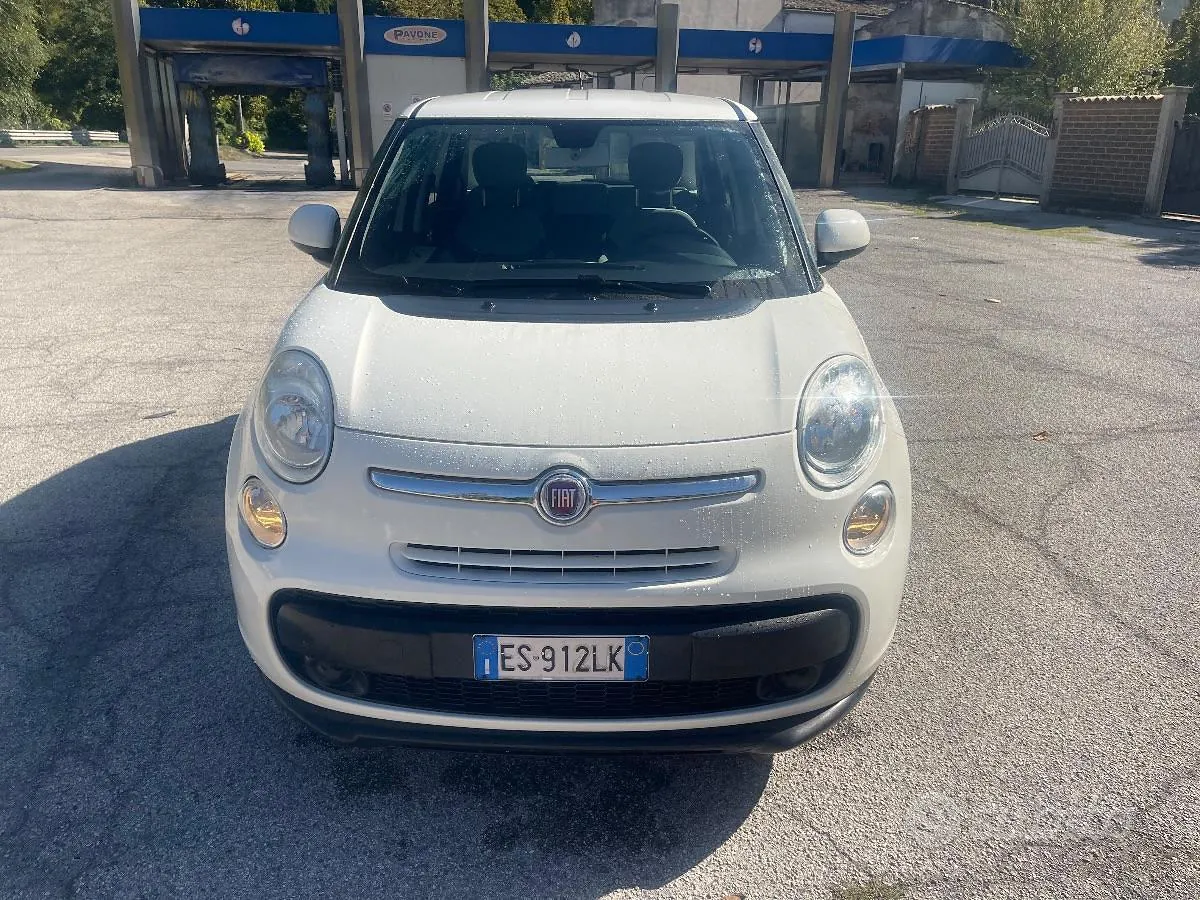 Fiat 500L 2013 photo 2