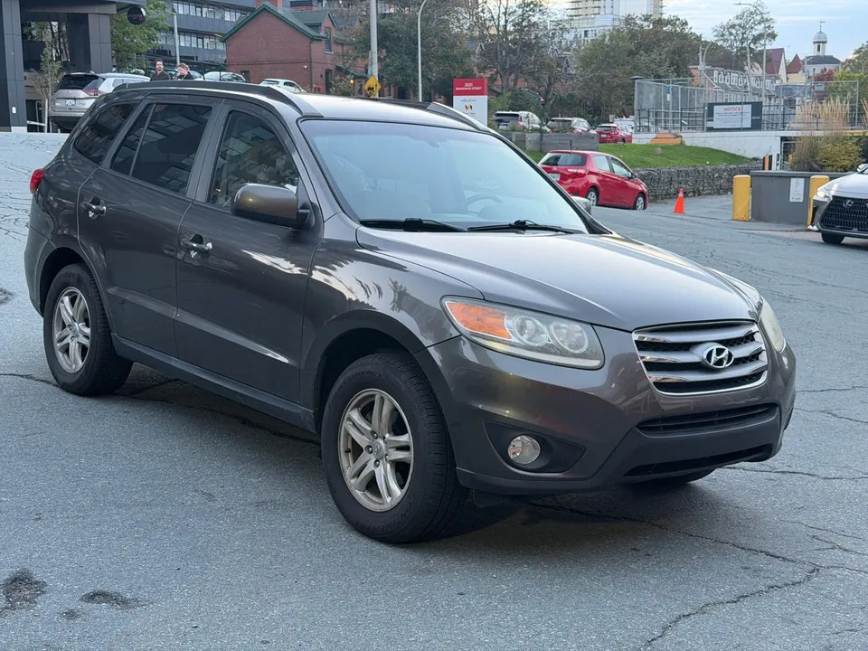 Hyundai Santa Fe 2012 photo 2
