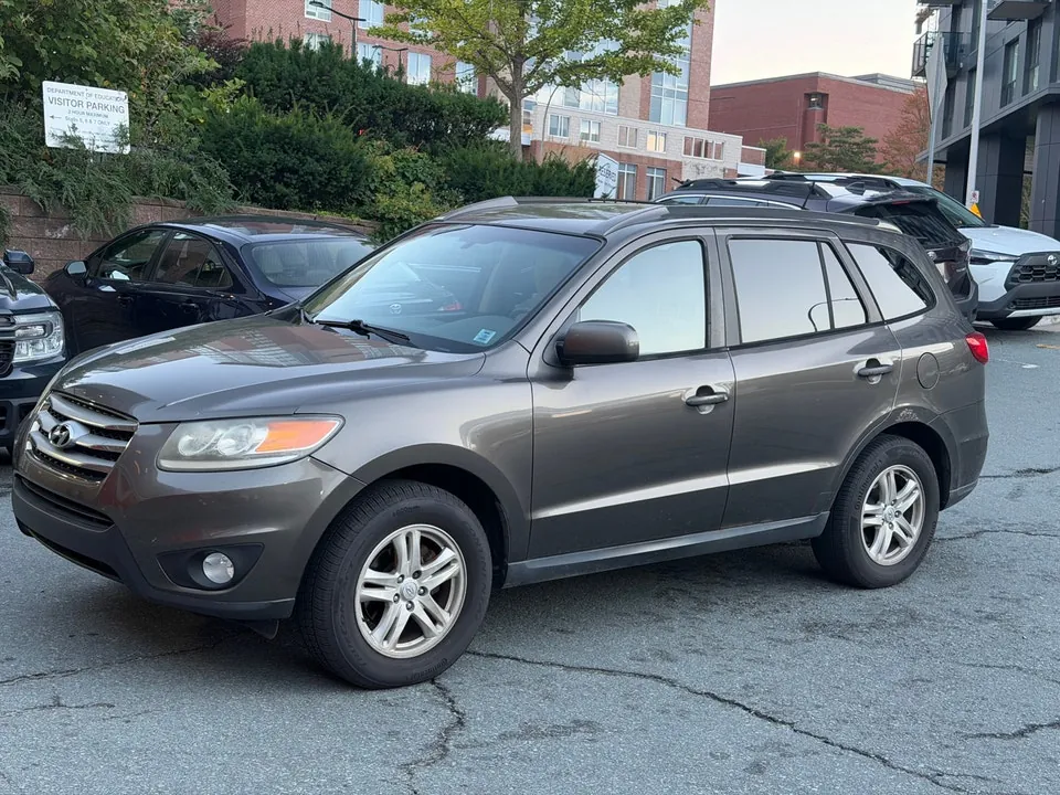 Hyundai Santa Fe 2012 photo 3