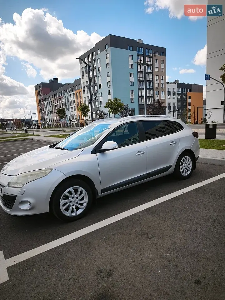 Renault Megane 2010 photo 5