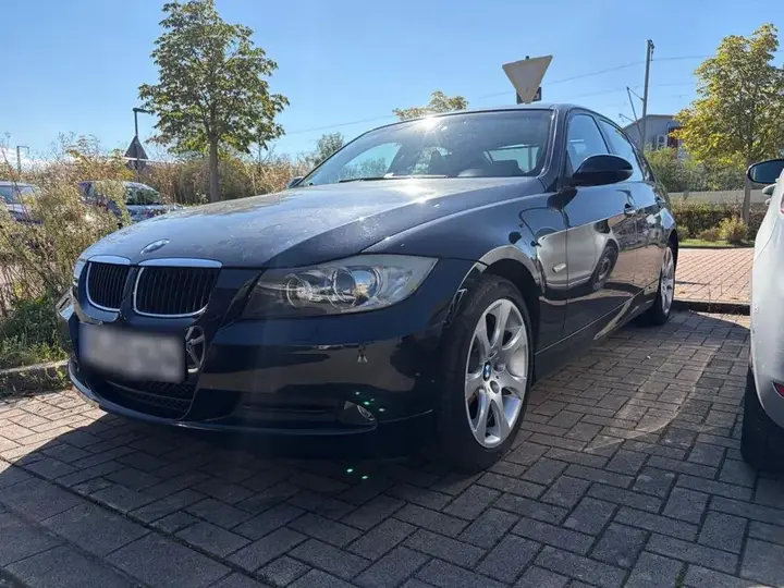 BMW 318I