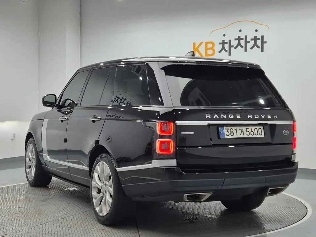 Land Rover Range Rover 2018 photo 2