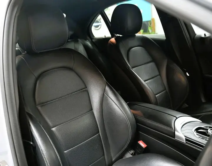 Mercedes-Benz C-Class 2018 photo 4