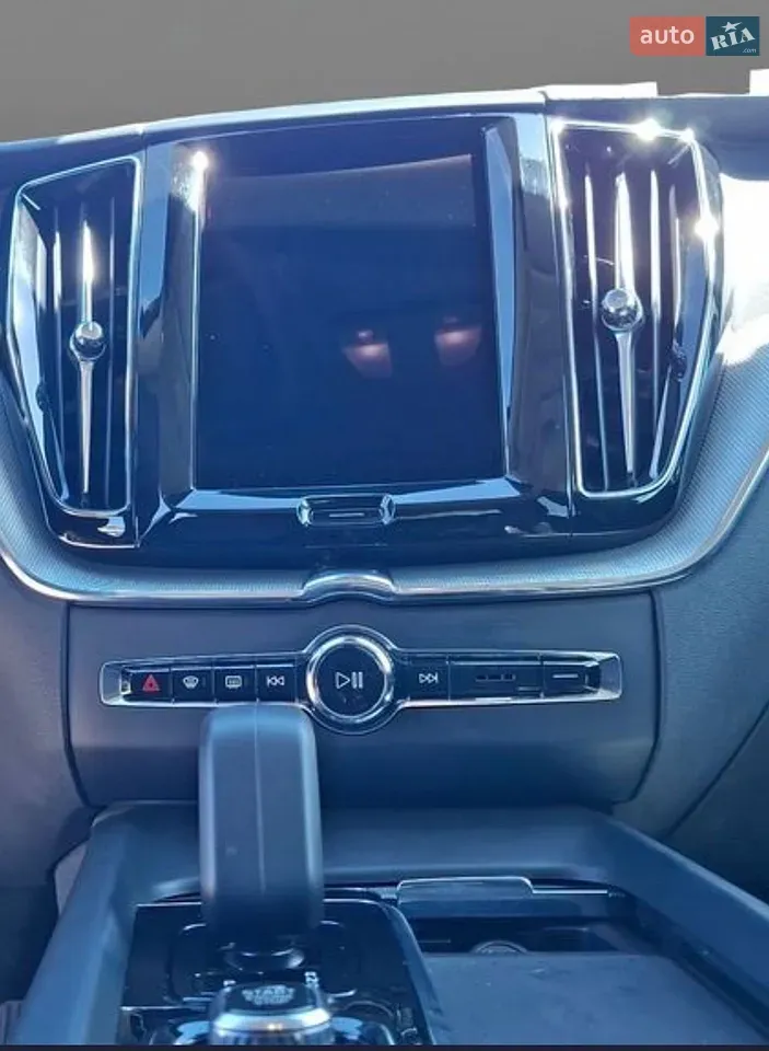 Volvo Xc60 2024 photo 3