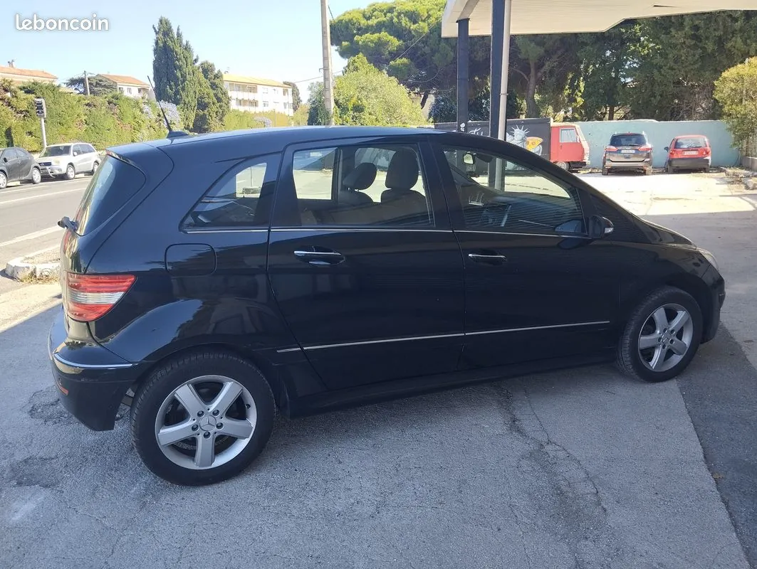 Mercedes-Benz B-Class 2006 photo 2