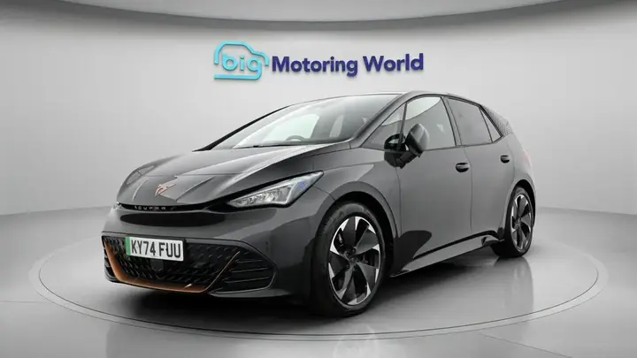 Cupra Born 2024 photo 2