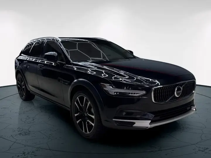 Volvo V90 Cross Country 2024 photo 4