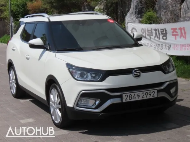 KG Mobility Tivoli 2017 photo 2