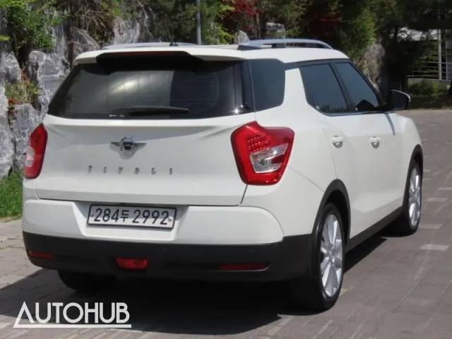 KG Mobility Tivoli 2017 photo 3