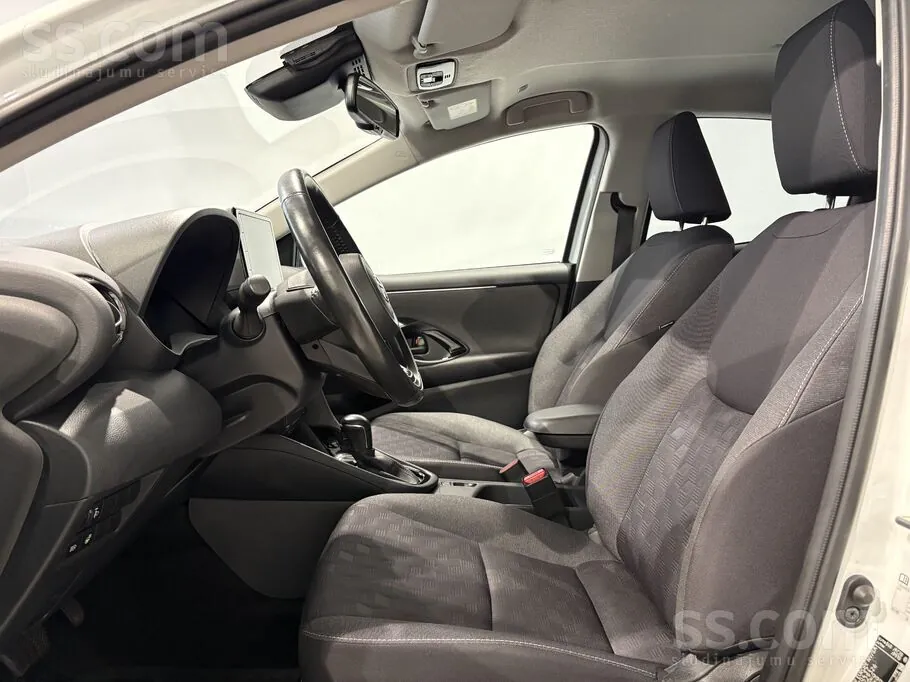 Toyota Yaris 2024 photo 5