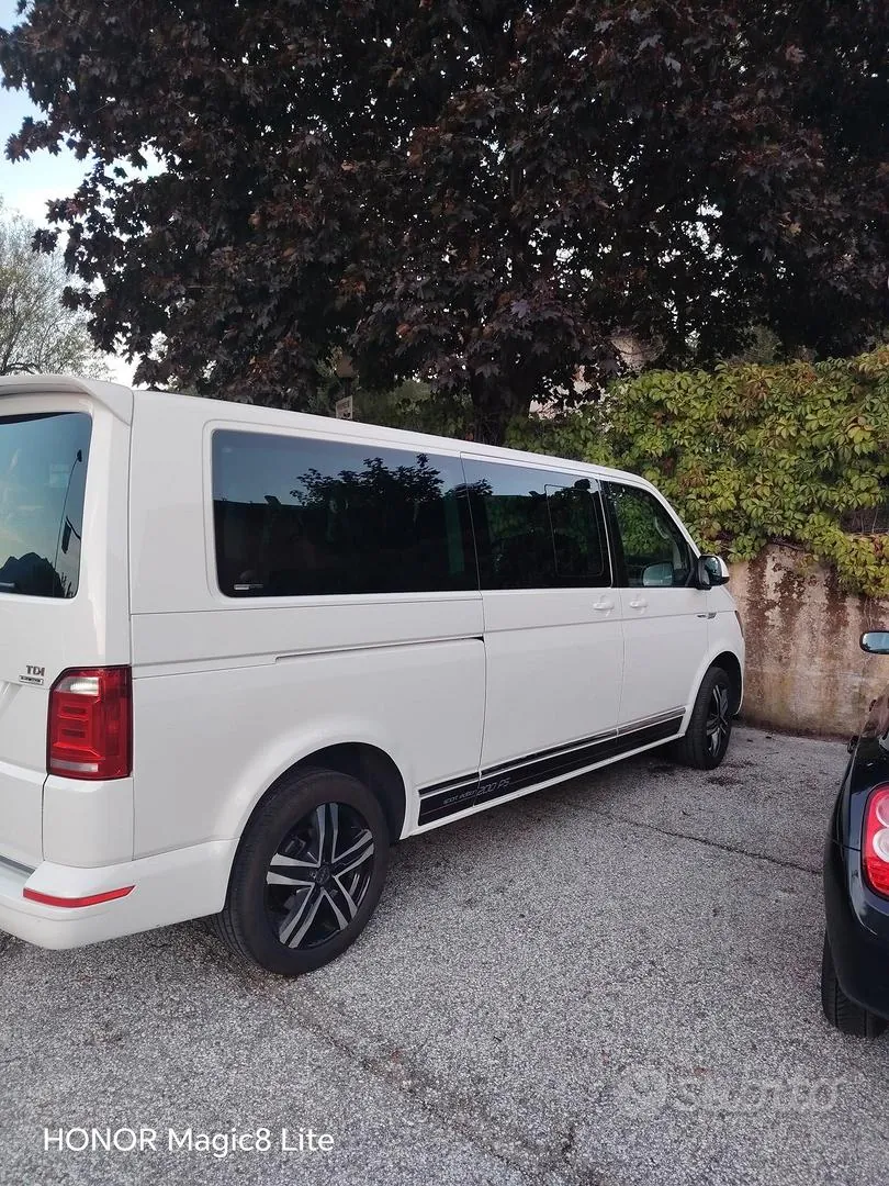 Volkswagen Caravelle 2015 photo 3