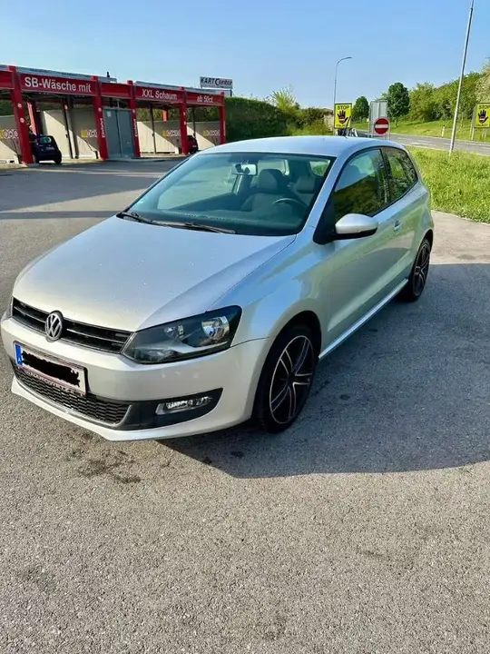 Volkswagen Polo 2010 photo 2