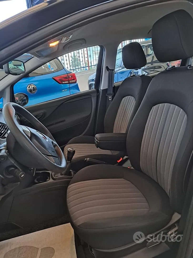 Fiat Punto 2018 photo 5