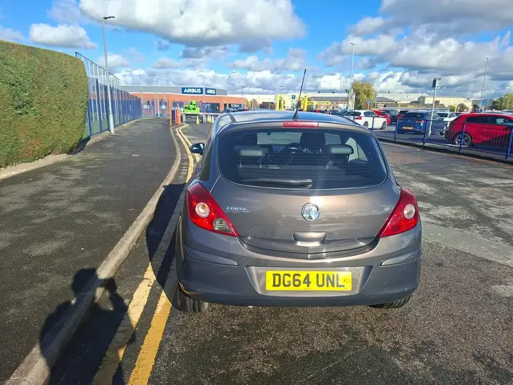 Vauxhall Corsa 2014 photo 2