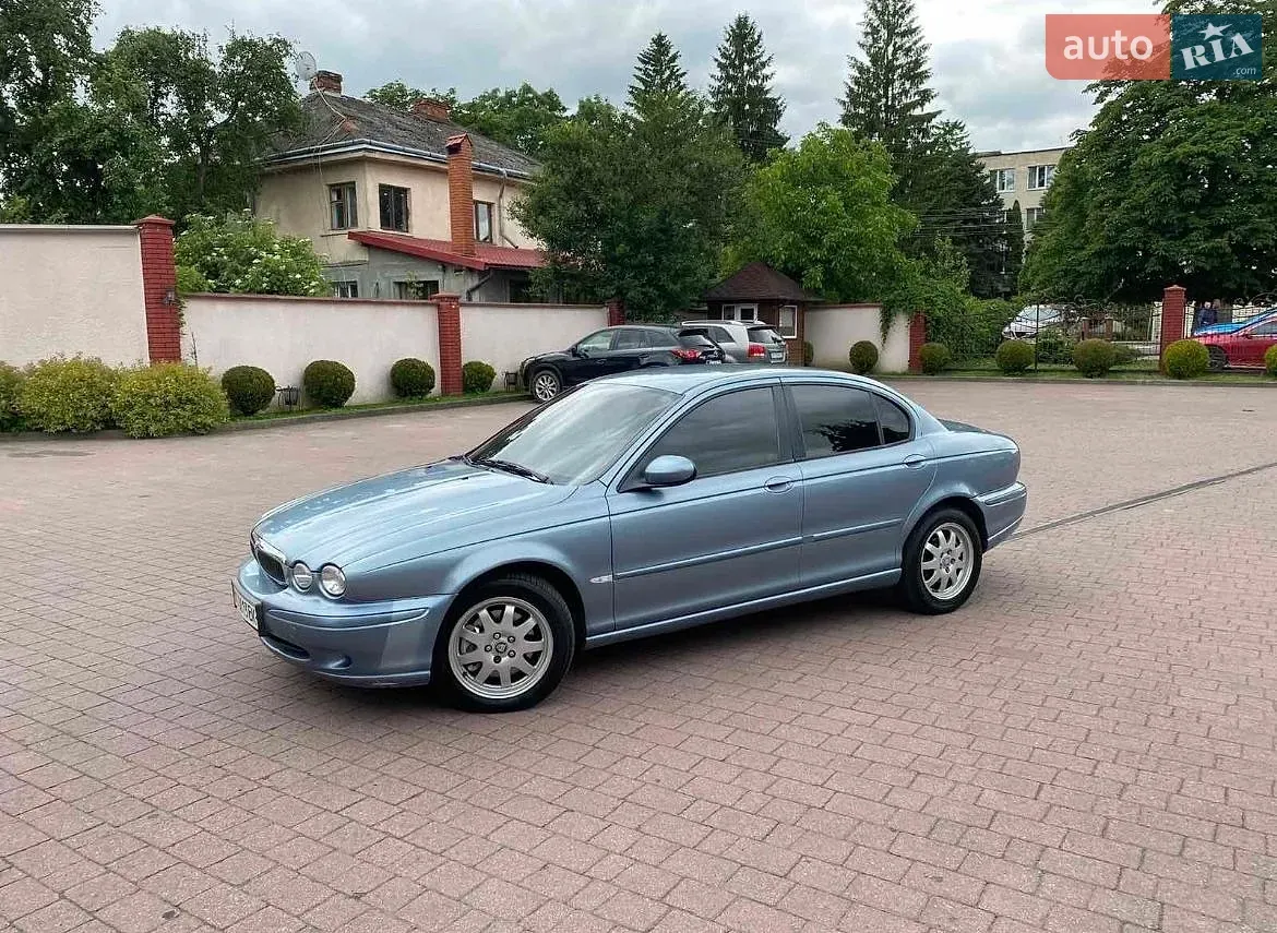 Jaguar X-Type 2004 photo 2
