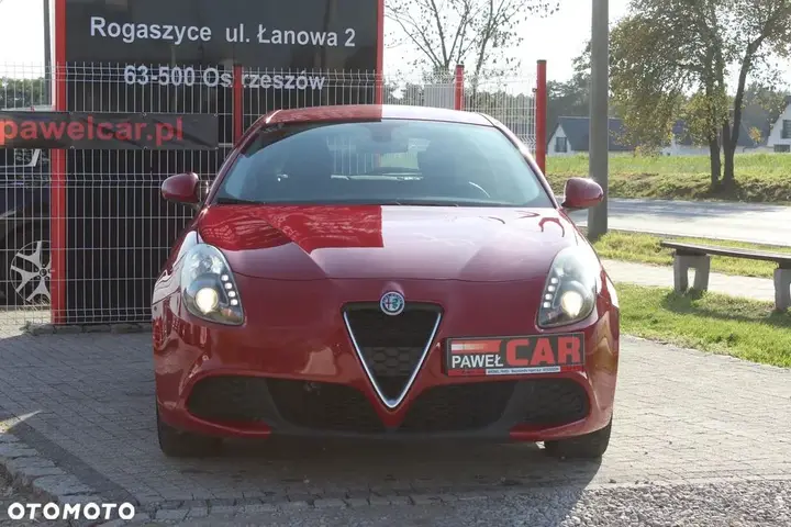 Alfa Romeo Giulietta 2016 photo 2