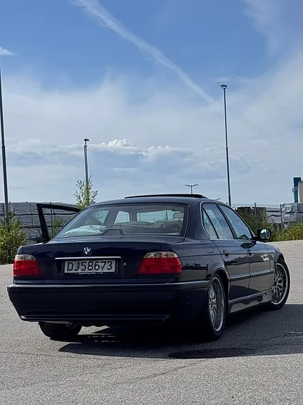 BMW 7 Series 1999 photo 3