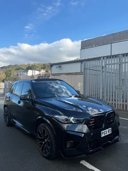 BMW X5 M 2022 photo 2