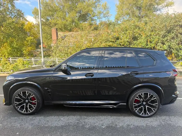 BMW X5 M 2022 photo 4