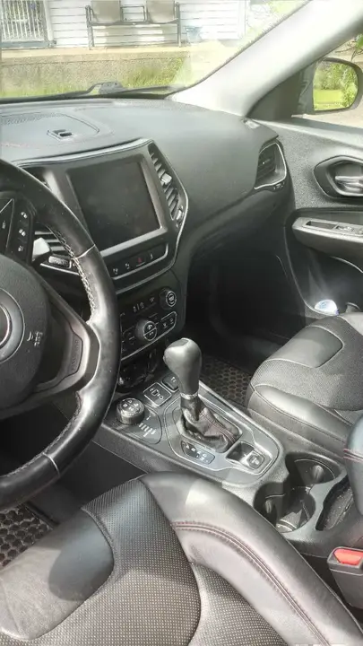 Jeep Cherokee 2021 photo 4