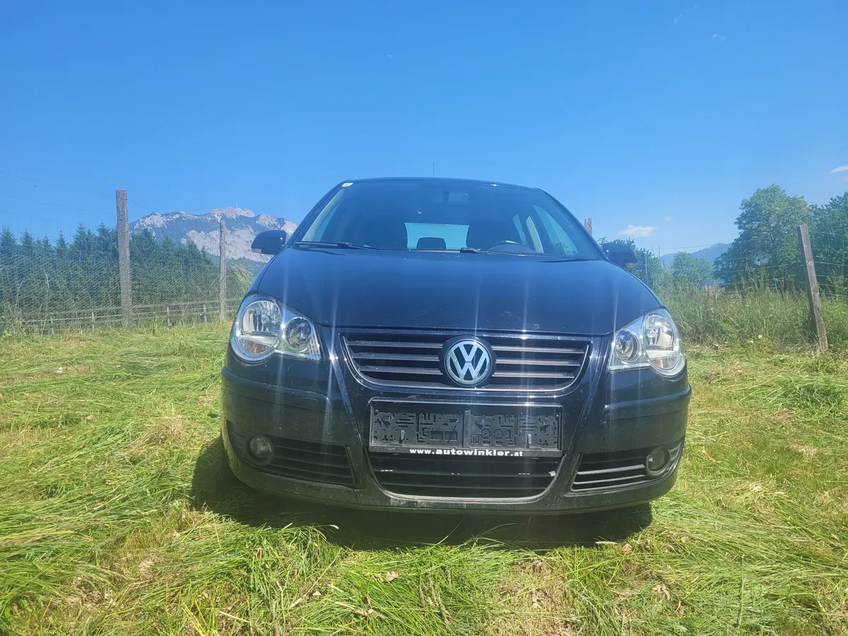 Volkswagen Polo 2009 photo 2