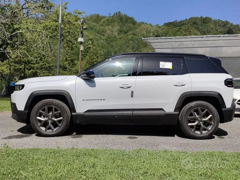 Jeep Compass 2026 photo 4
